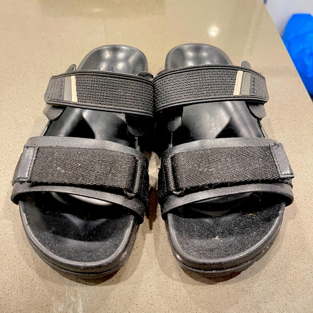 Prada sandle size 7 US men